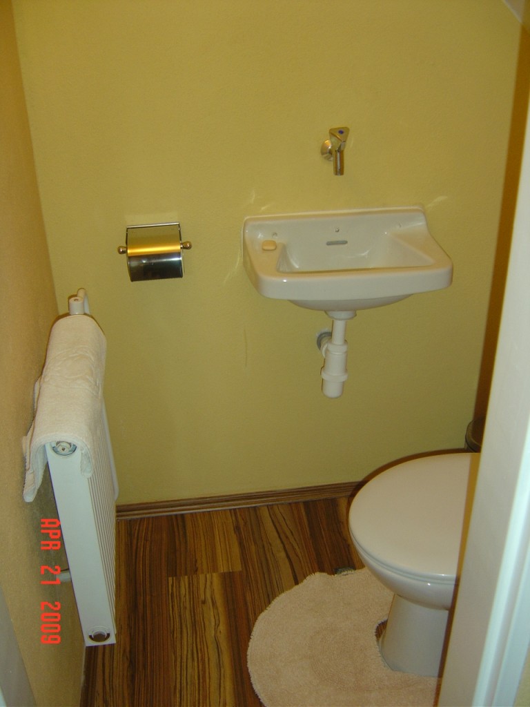 Samostatné WC v 3 izbovom byte v Nitre na Zobore